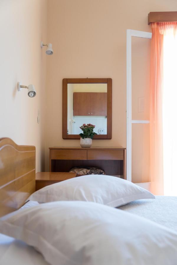Ammousa Hotel Apartments ลิคชูรี ภายนอก รูปภาพ