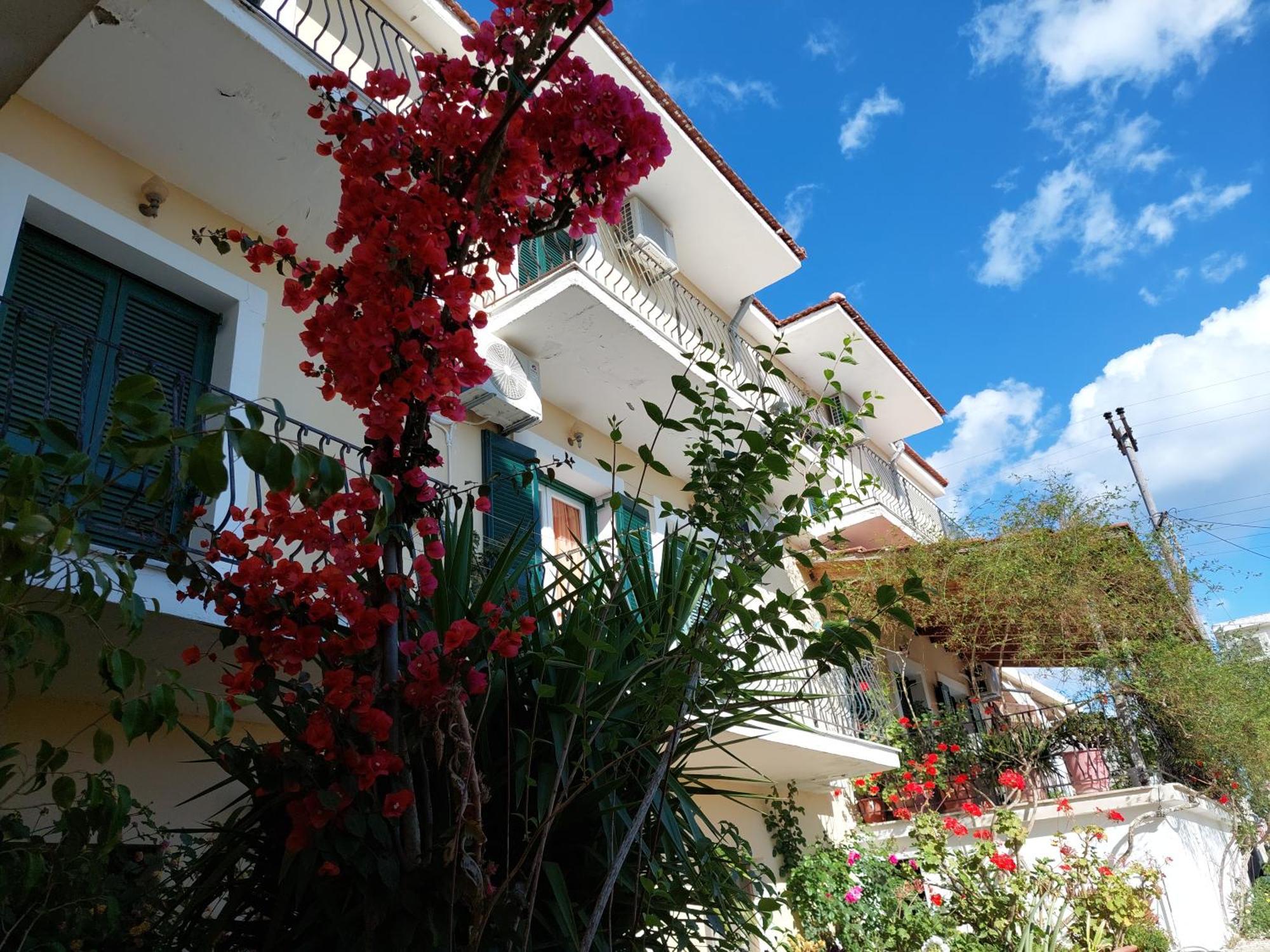 Ammousa Hotel Apartments ลิคชูรี ภายนอก รูปภาพ